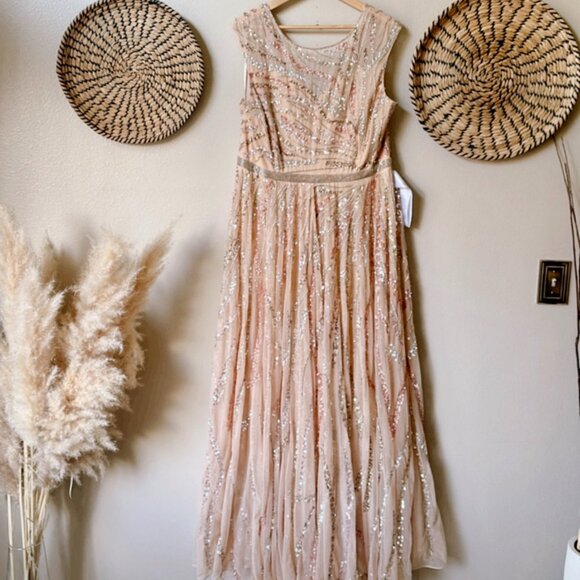 Mac Duggal 5445 Cap Sleeve Embellished Evening Gown Beige Multi Size 16 NWOT - Picture 2 of 13